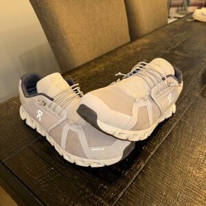 Size 11.5 - On Cloud 5 Glacier White: Men’s